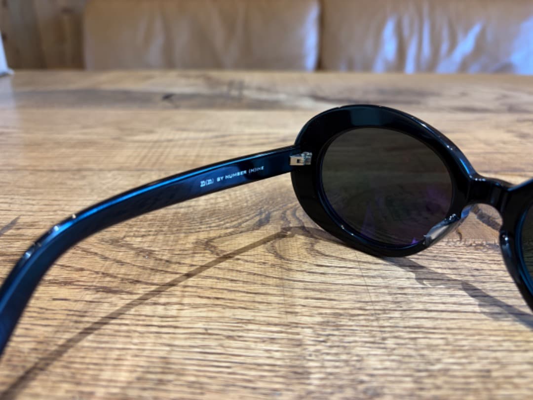 ✓NUMBER (N)INE ブラックサングラス ケース付き