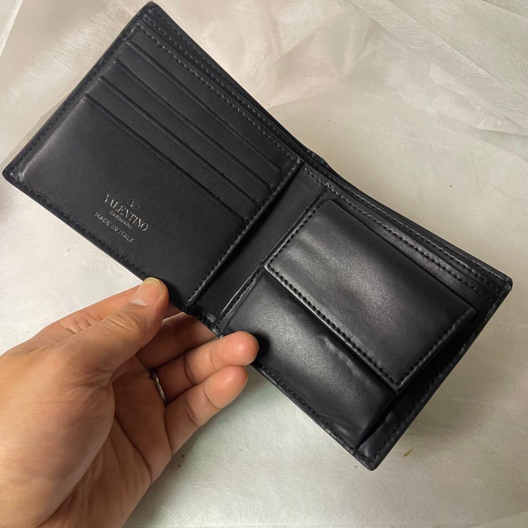 【極美品】VALENTINO バレンチノ VLTN レザー 二つ折り財布 黒