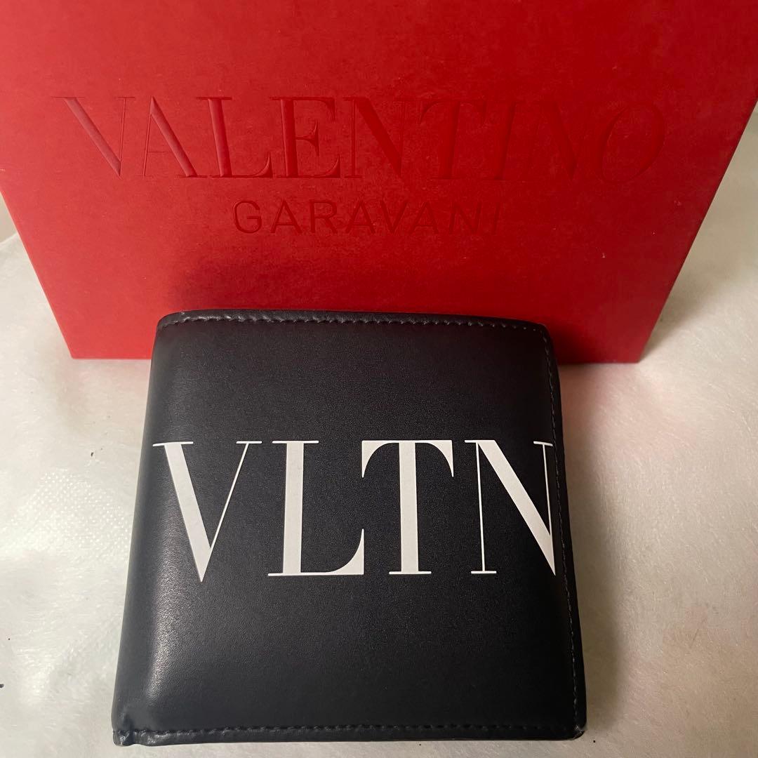 【極美品】VALENTINO バレンチノ VLTN レザー 二つ折り財布 黒