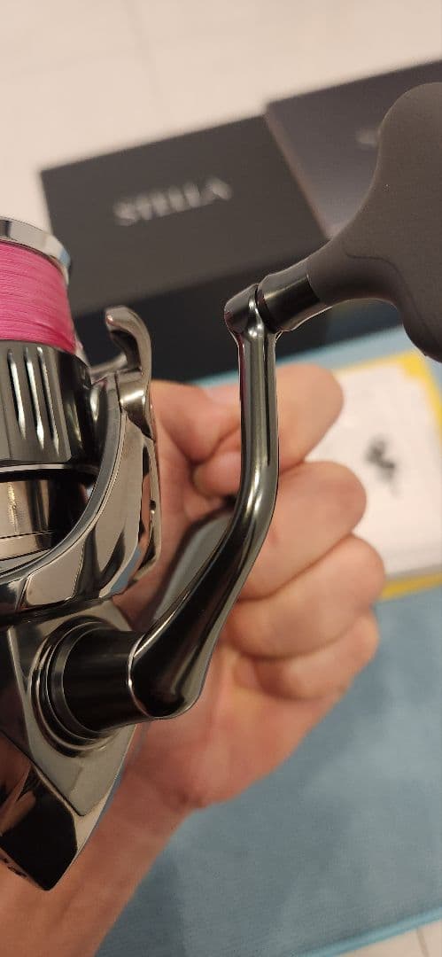 シマノ　22ステラ C3000MHG(美品)