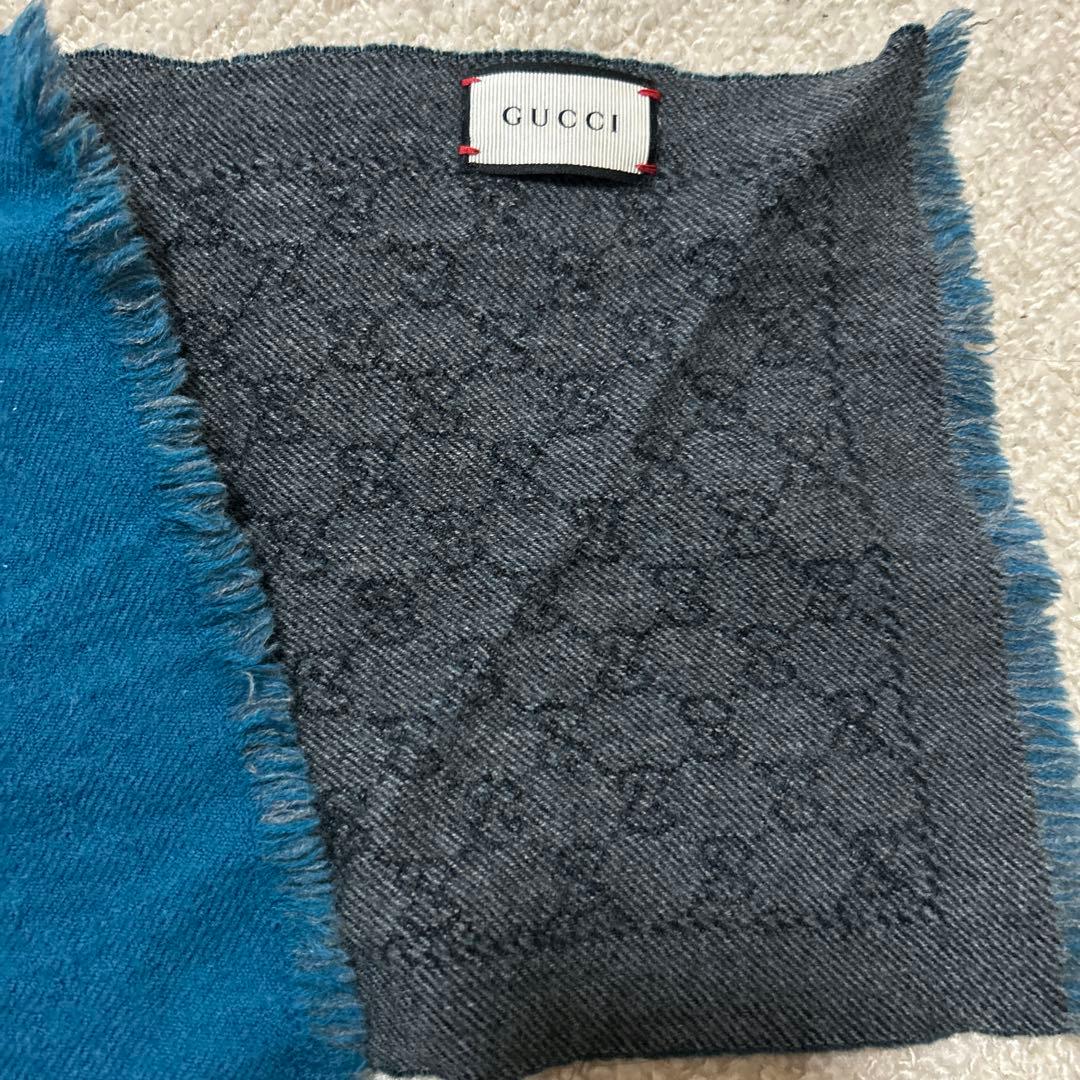 GUCCI ダークグレー ブルー マフラー
