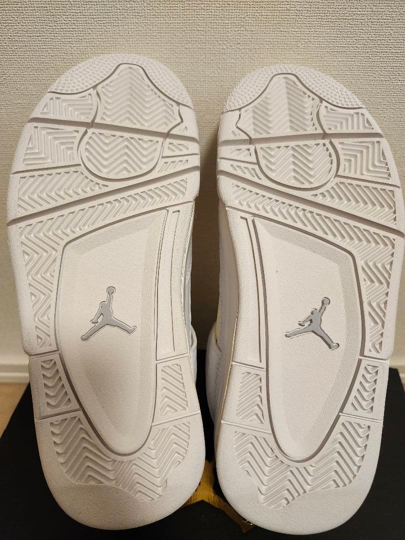 NIKE AIR JORDAN 4 RETRO BG スニーカー 23.5cm