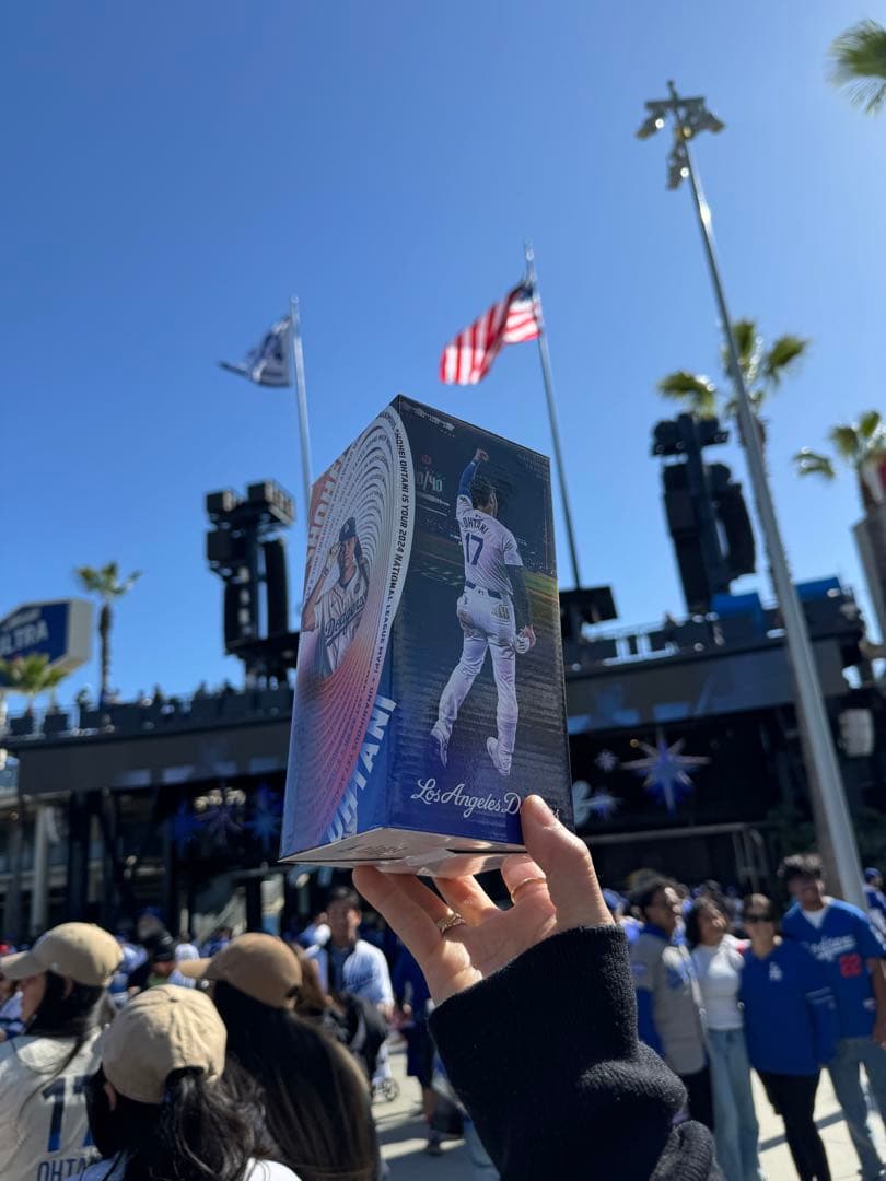 4/2 来場者限定　ドジャース　大谷翔平　ボブルヘッド　MVP　3