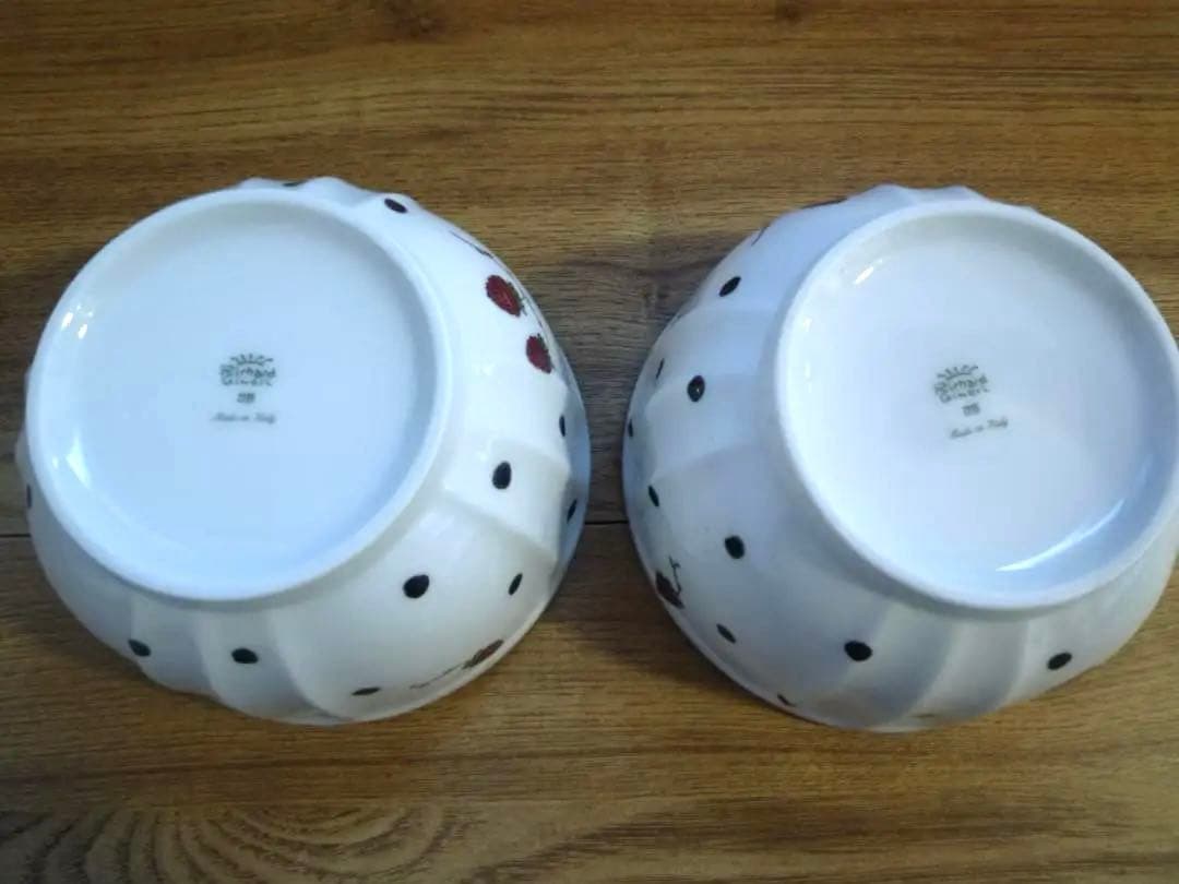 リチャードジノリ イタリアンポア 野イチゴ カフェオレボウル2個