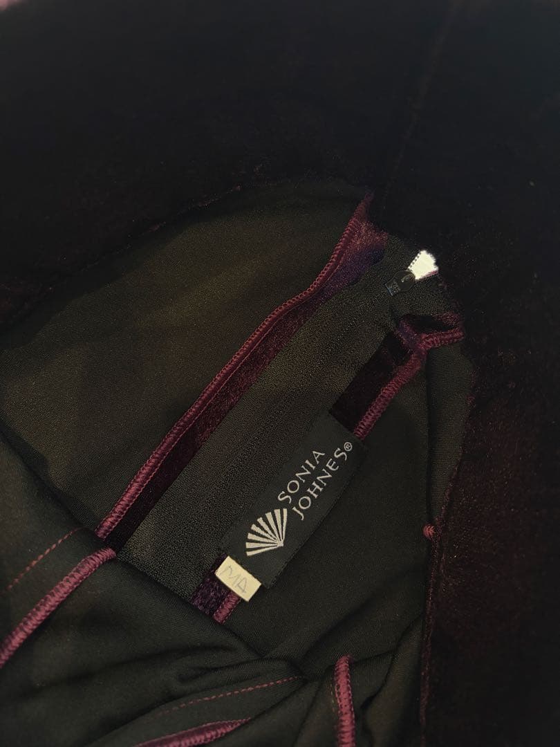 ソニアジョーンズ　ベルベットフラメンコ衣装