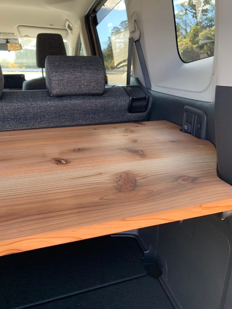 <ちょこ>新型シエンタ　ラゲッジボード