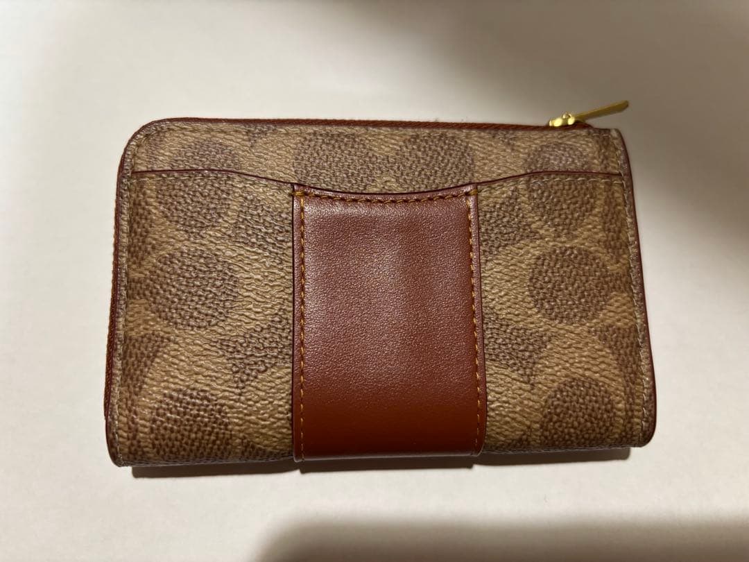 【美品】COACH エッセンシャルLジップ キーケース シグネチャーキャンバス