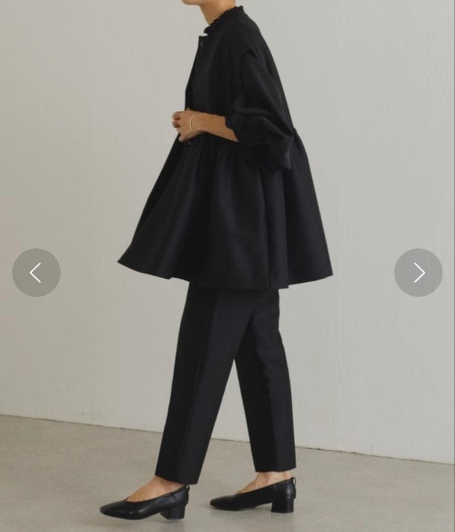 BEARDSLEY ペプラムギャザージレ