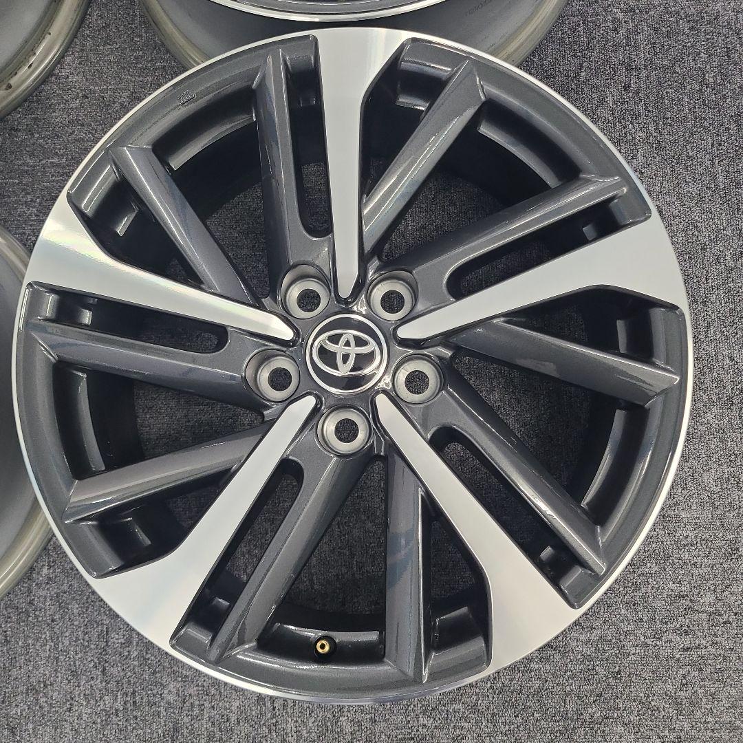 トヨタ カローラクロス 純正ホイール 18インチ 新車取り外し品