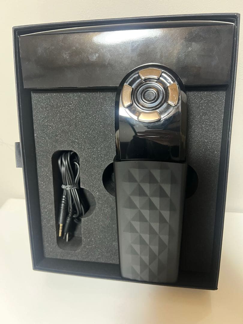 ビューティルッソ Ⅱ アジュバン 美顔器