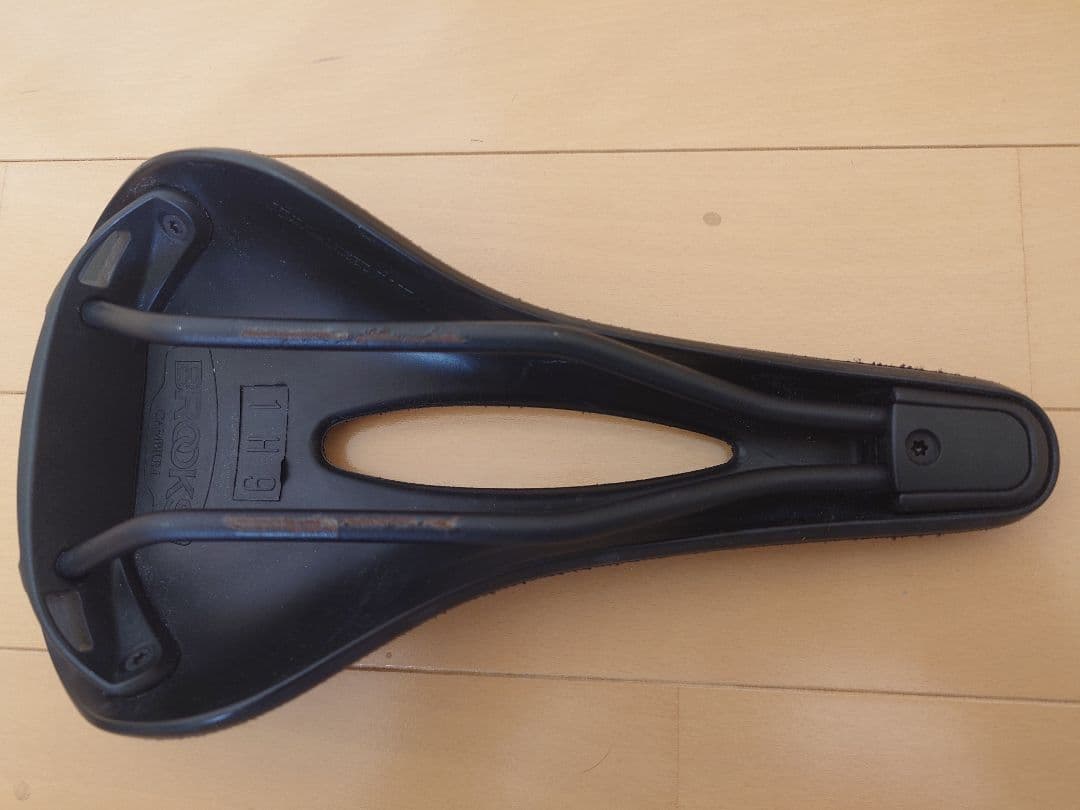 Brooks C15 ブラックサドル