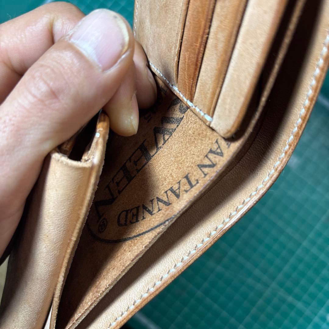 ホースバットストリップ☆ホーウィン☆ホースバット☆ナチュラル☆2つ折り☆スタンプ