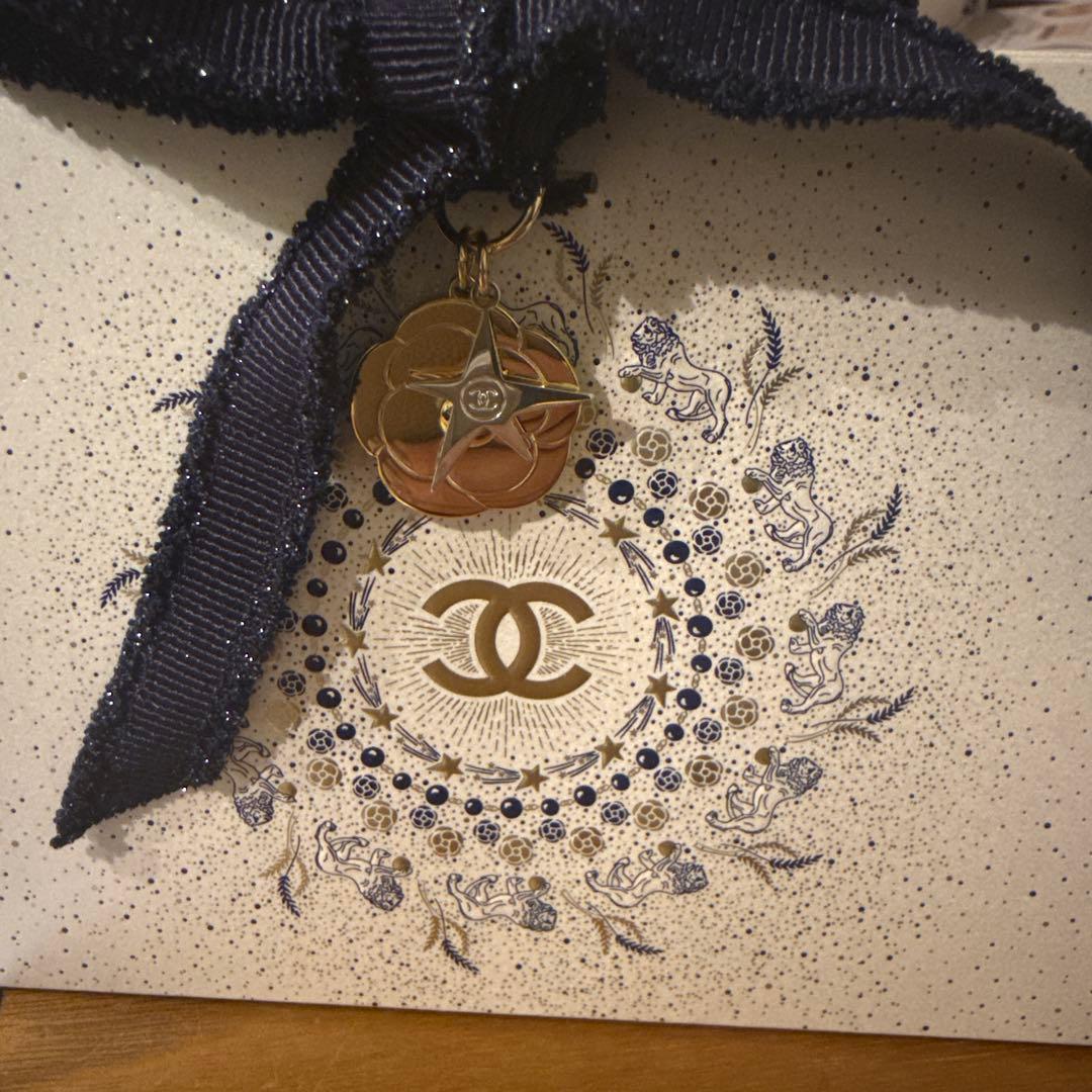 【未使用】2025 シャネル クリスマス　コフレ3点　ポーチなし