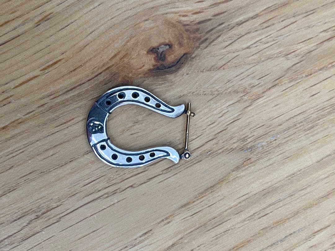 ROIL 馬蹄型シルバーピアス(片耳用)