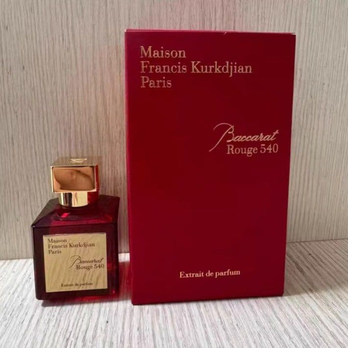バカラ ルージュ 540 エキストレ ドゥパルファム 70ml