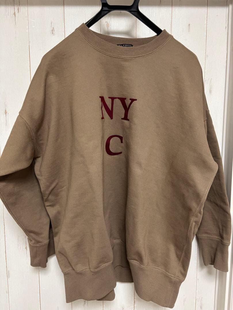 ヴェルメイユパーイエナNYCロゴ トレンカのセットです。