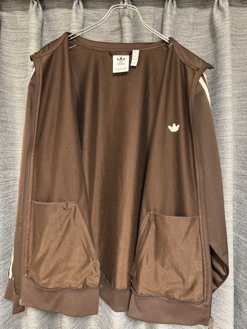 adidas トラックジャケット ジェンダーニュートラル ダークブラウン J/S