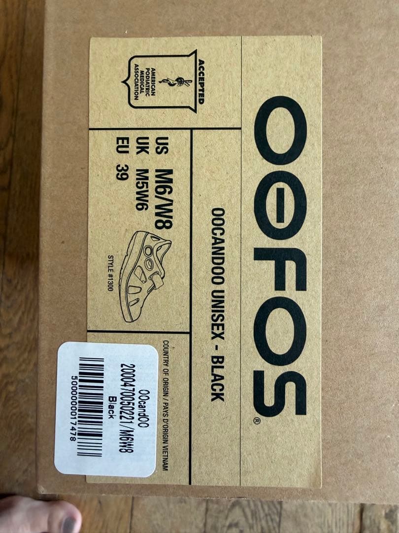 oofos oocandoo ウーフォス ウーキャンドゥ　25