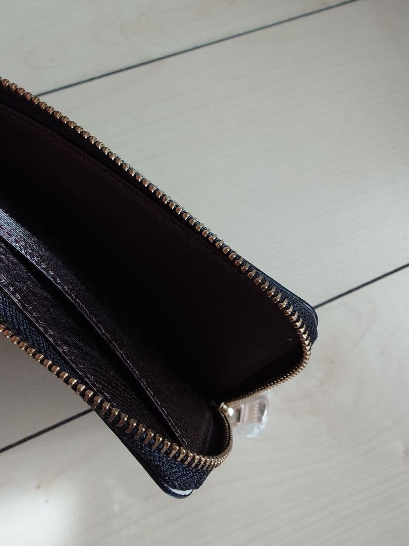 【再値下げ】ラシット☆新品☆スムースレザーフラグメントケース