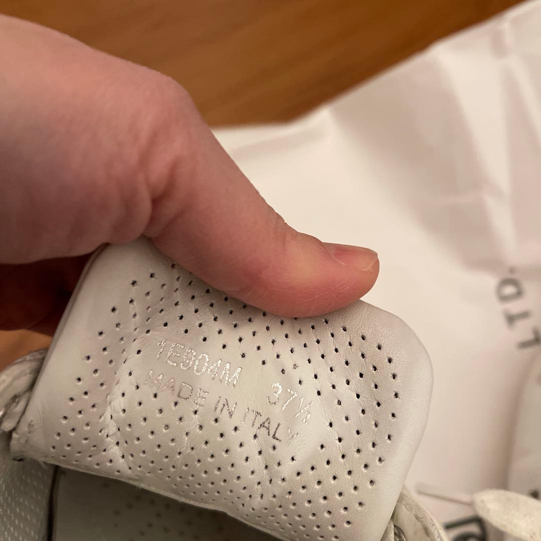 R2 使用回数10回程 PRADA ホワイトレザー スニーカー