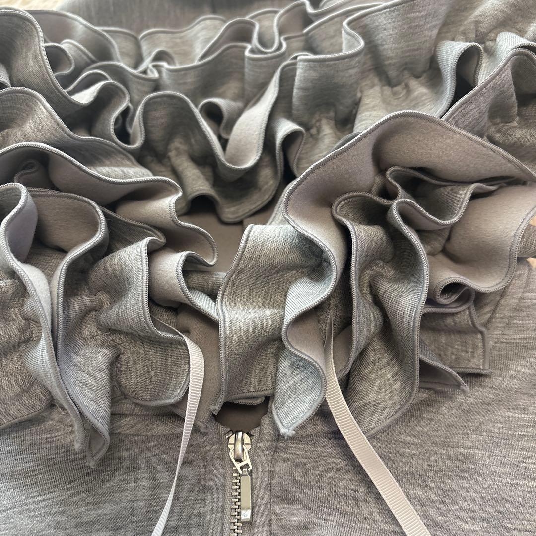 SNIDEL新品未使用フリルショートジップパーカーグレー新作グレー完売