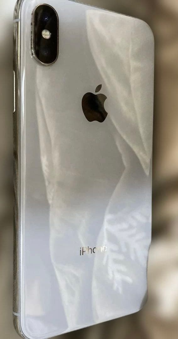 Apple iPhone X シルバー 本体　64BG