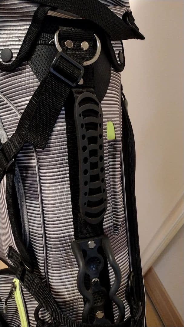 ヒロ　　TIGORA　ゴルフキャディバッグ　スタンド付き