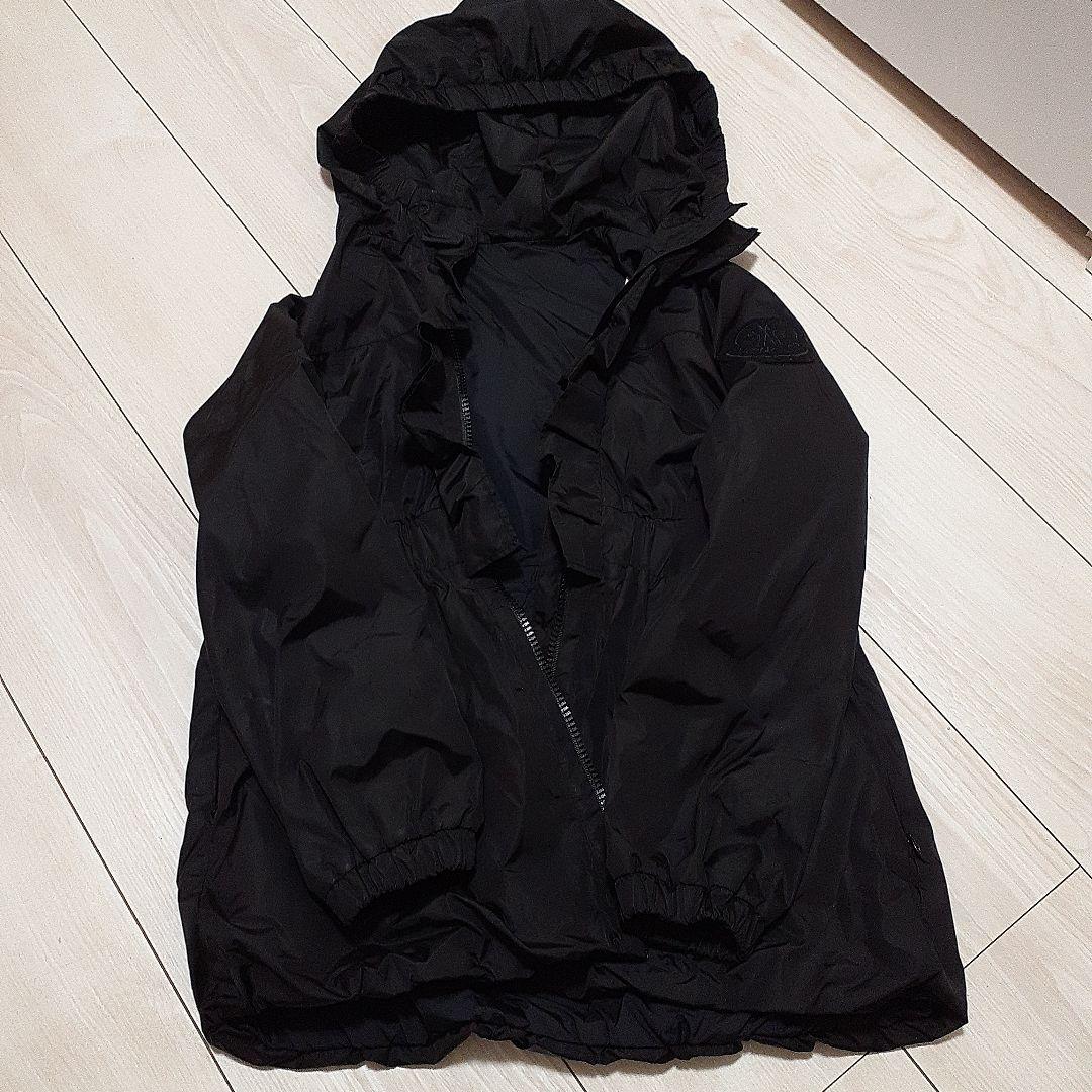 MONCLER フード付きブラックジャケット 140cm