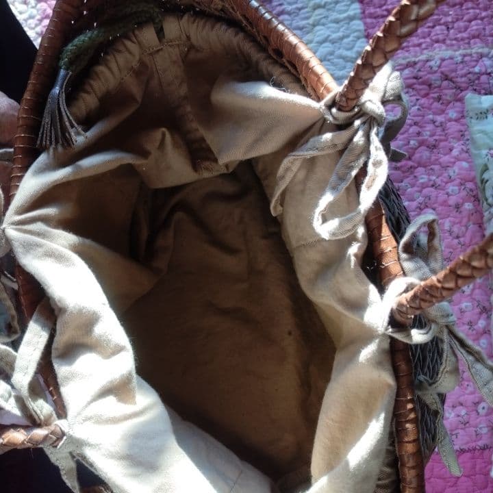 ブラウン 皮 編み 籠バック 高級