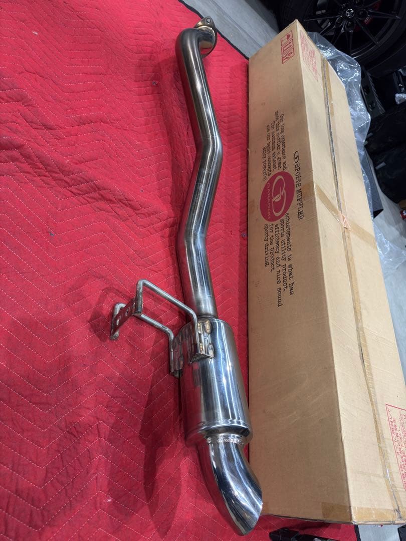 ランドクルーザー再再販70 GANADOR ガナドールマフラーGDS-172