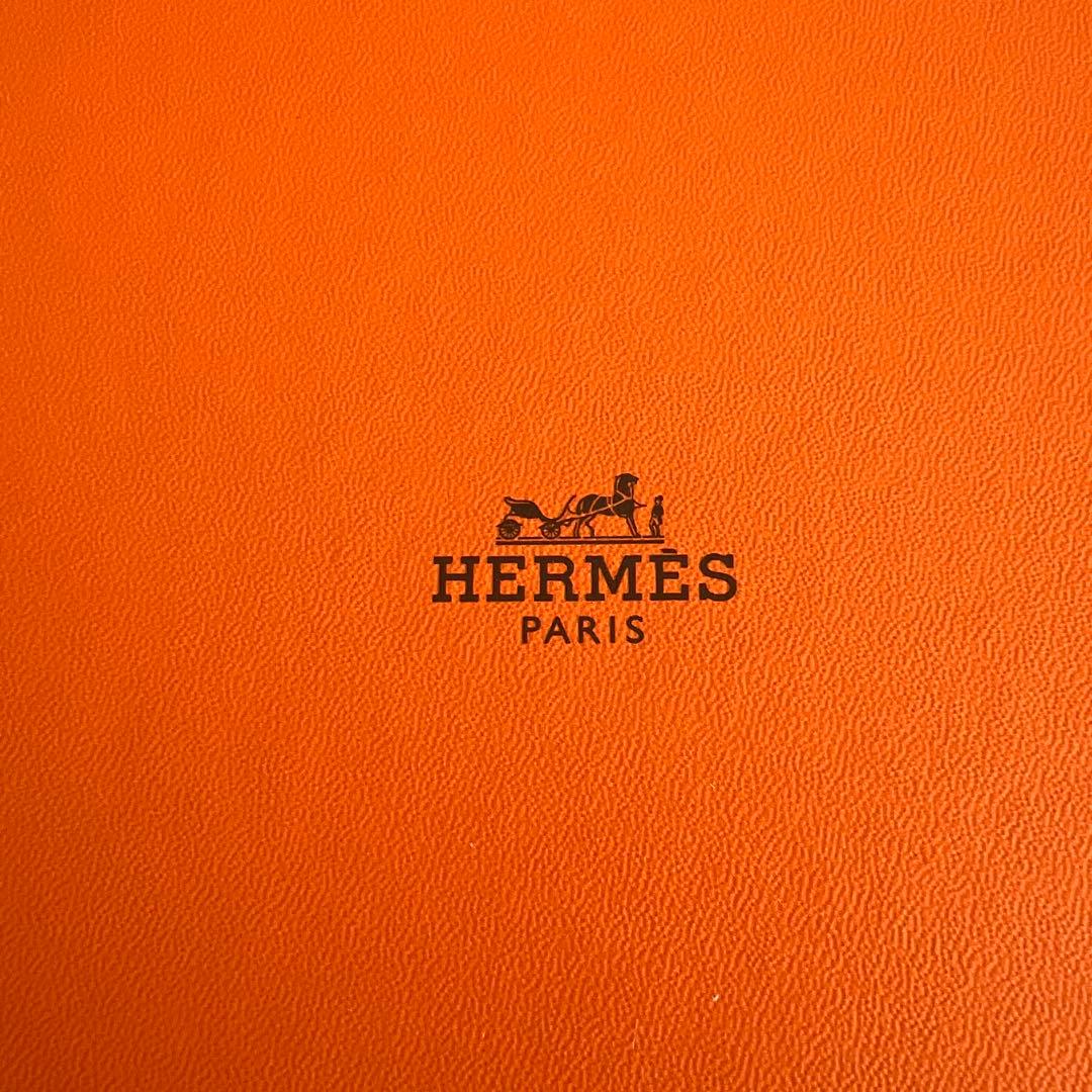 エルメス　パシフォリア　ディナープレート