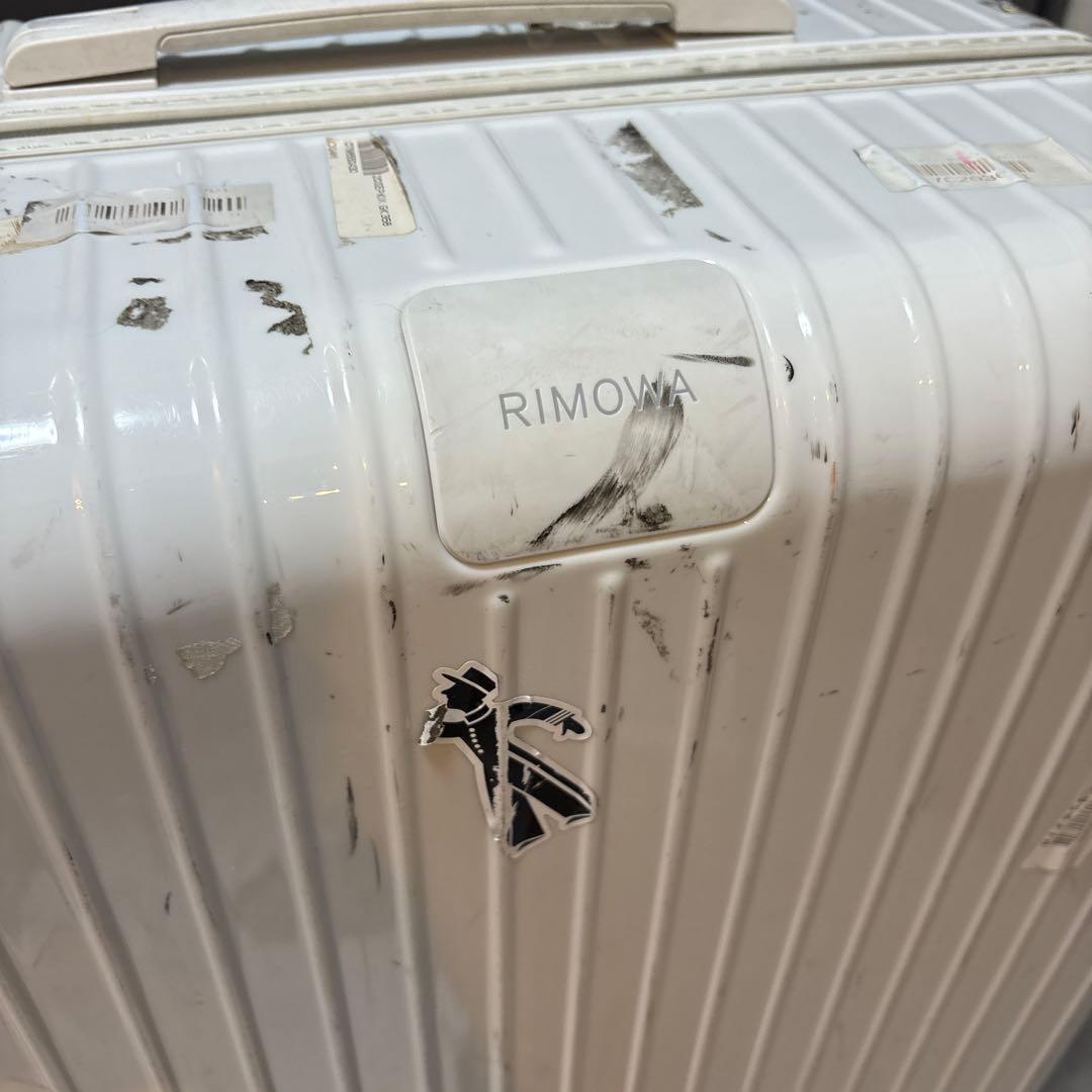 RIMOWA ホワイト 中型キャリーケース