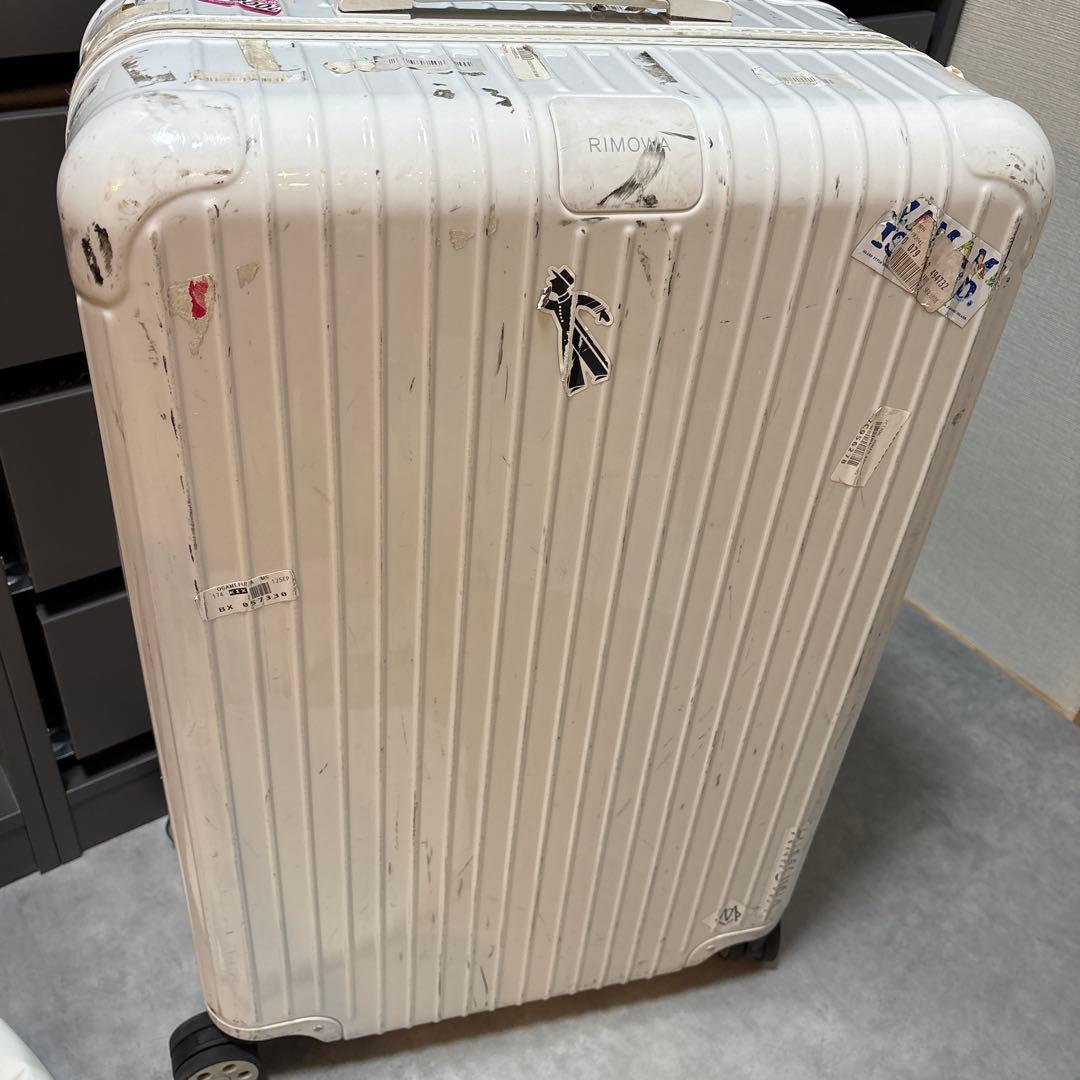 RIMOWA ホワイト 中型キャリーケース