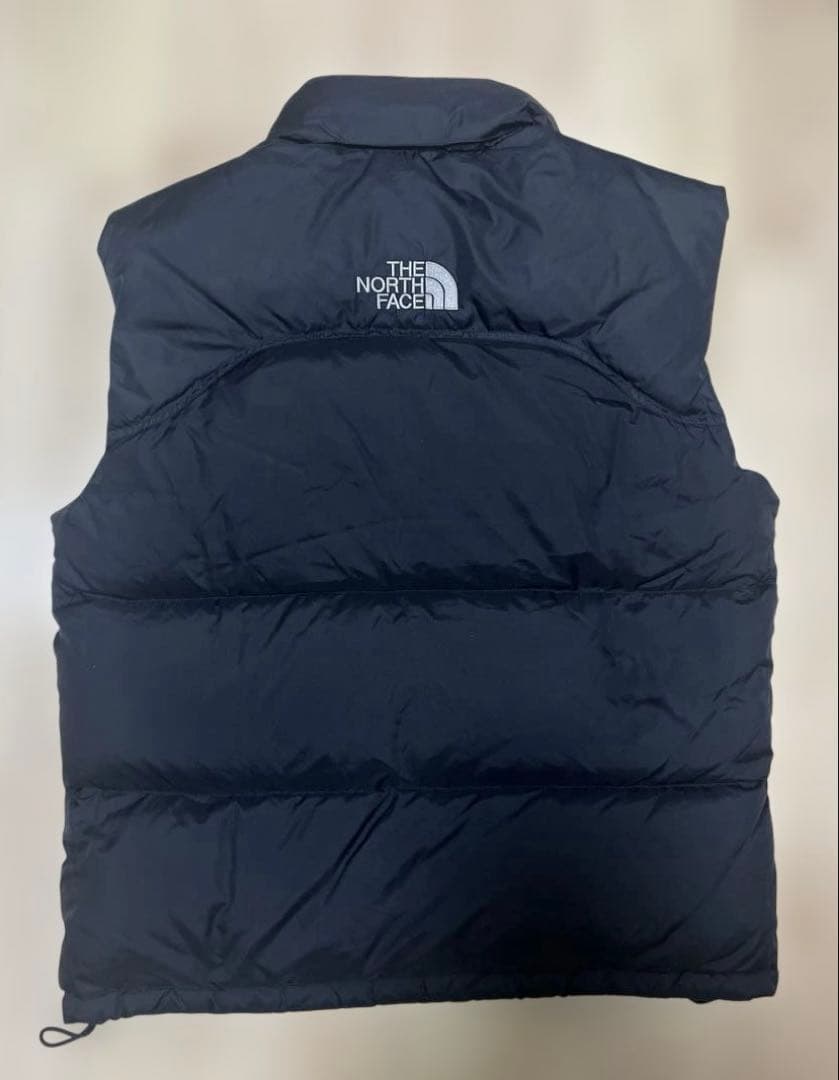 ノースフェイス ヌプシ　ダウンベスト　センターロゴ　ブラック