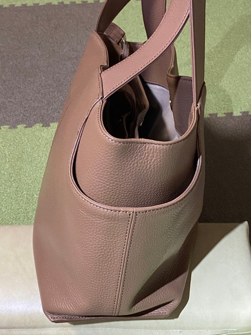 ATAO ビジネスバック　アーモンド　ファンクヴィ