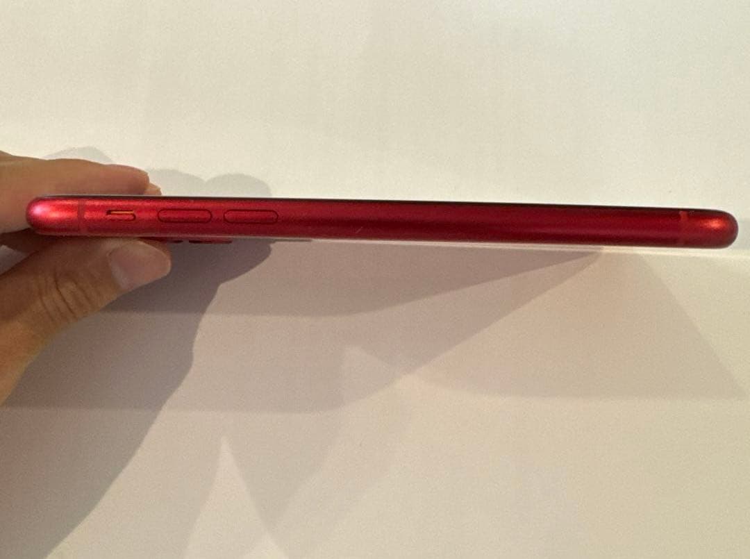 Apple iPhone 11 RED(PRODUCT）64gb 本体