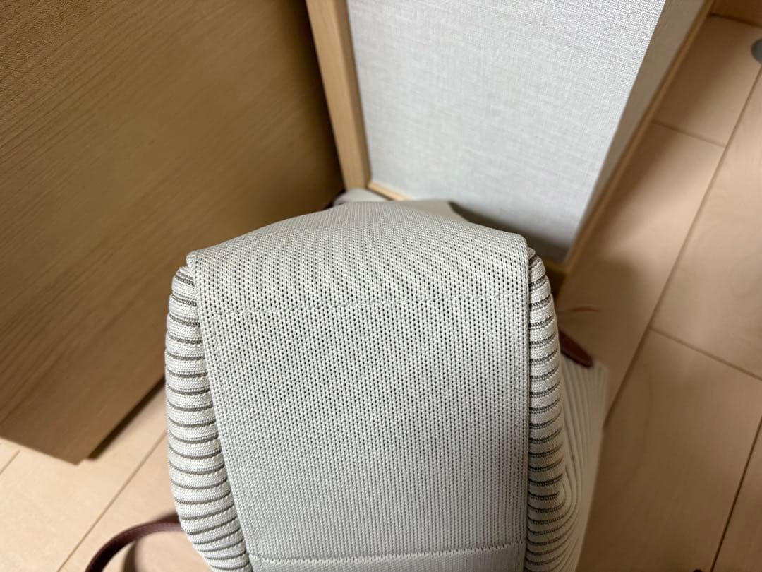 ほぼ未使用 qbag トリコット コロネット トープ