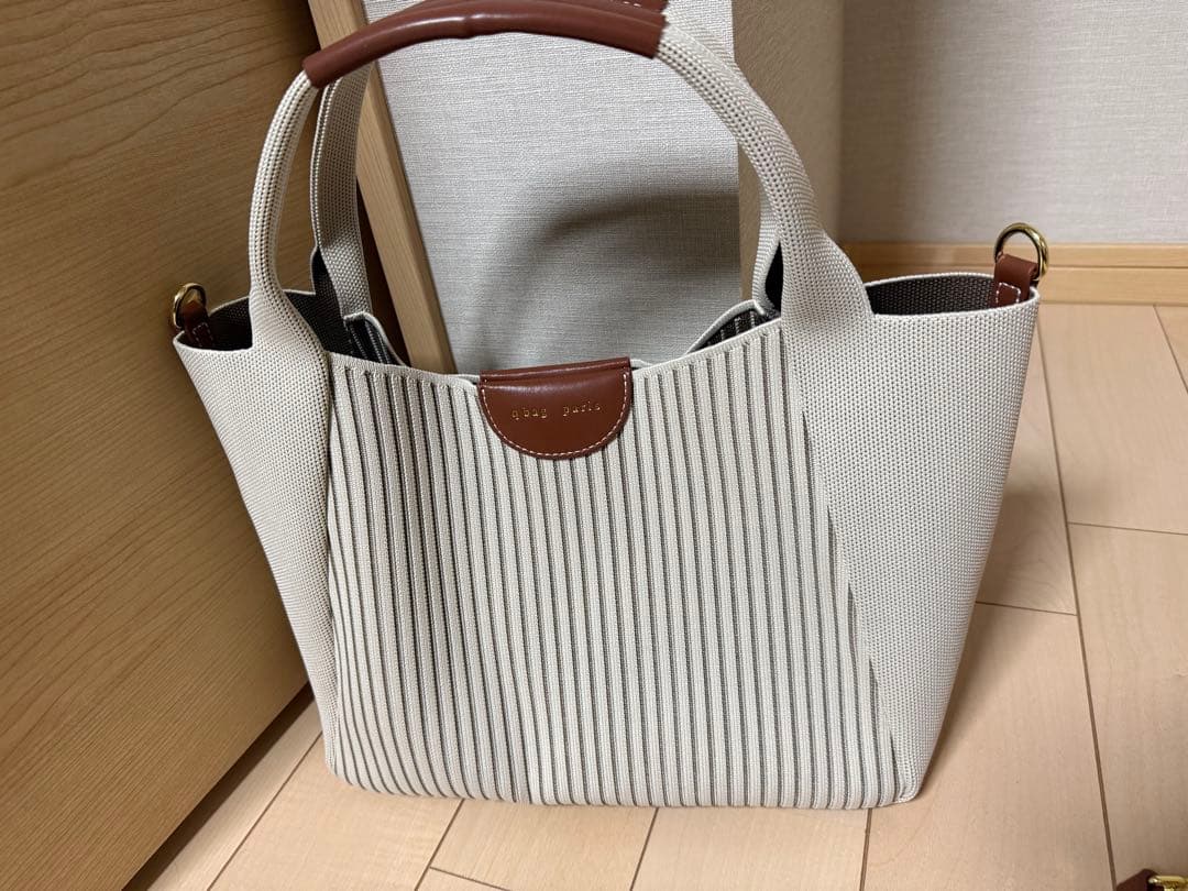 ほぼ未使用 qbag トリコット コロネット トープ