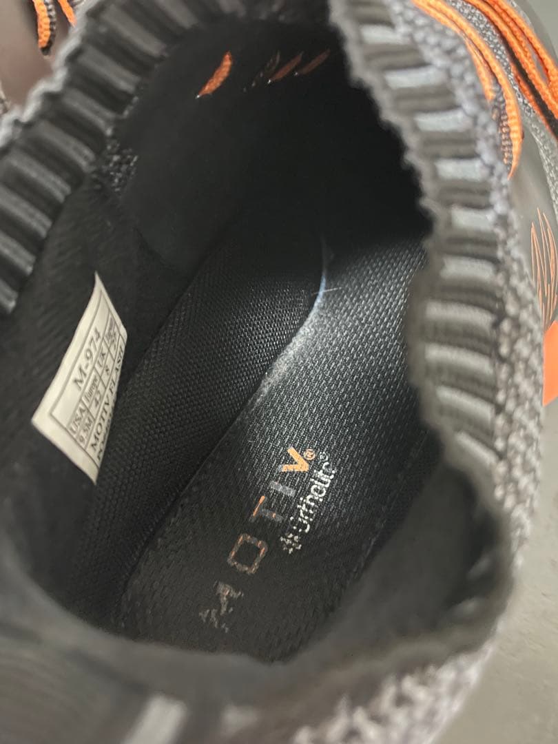 値下げ ボウリングシューズ MOTIV モーティブ 27cm右投げ