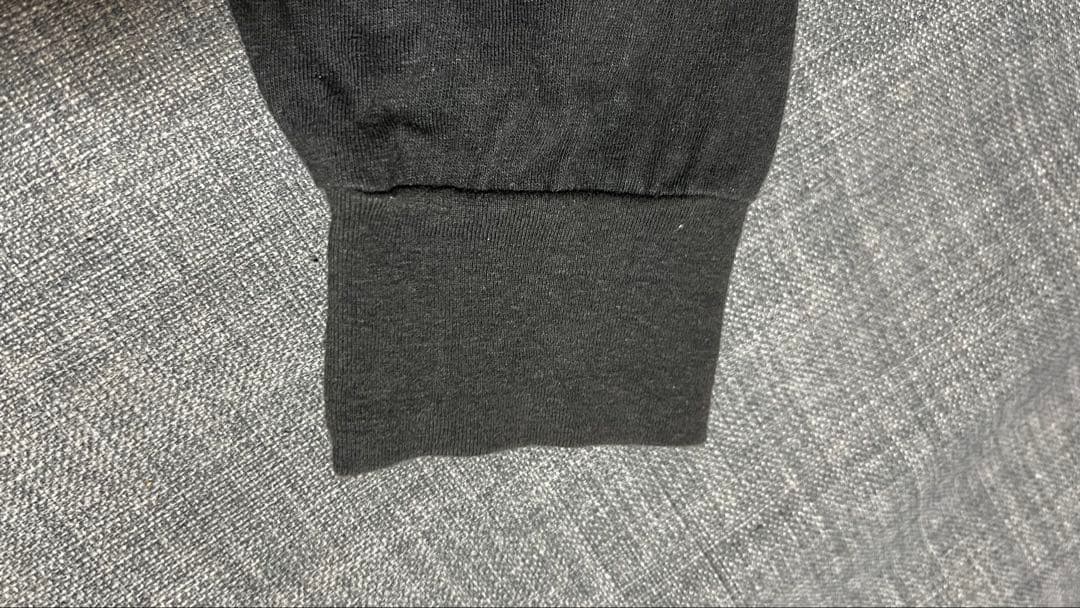 【ザク】HUMAN MADE 長袖カットソー ブラック(グレー)