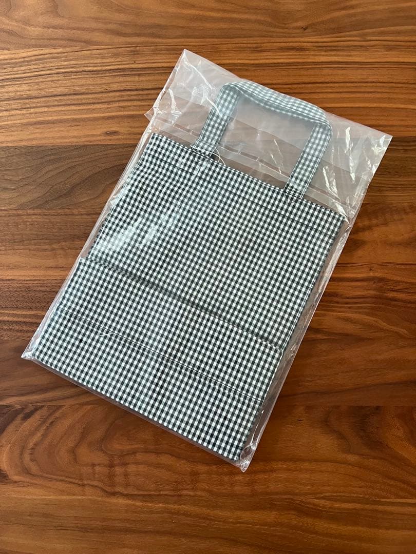 familiar ファミリア バッグ 縦型 ギムガムチェック 黒 ブラック 新品