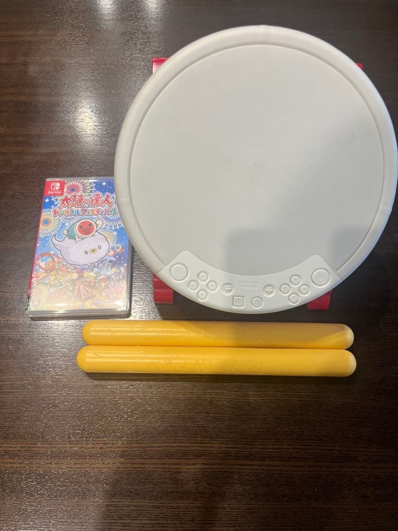 Switch太鼓の達人 ドンダフルフェスティバル　ソフトと太鼓とバチ セット ⭐︎