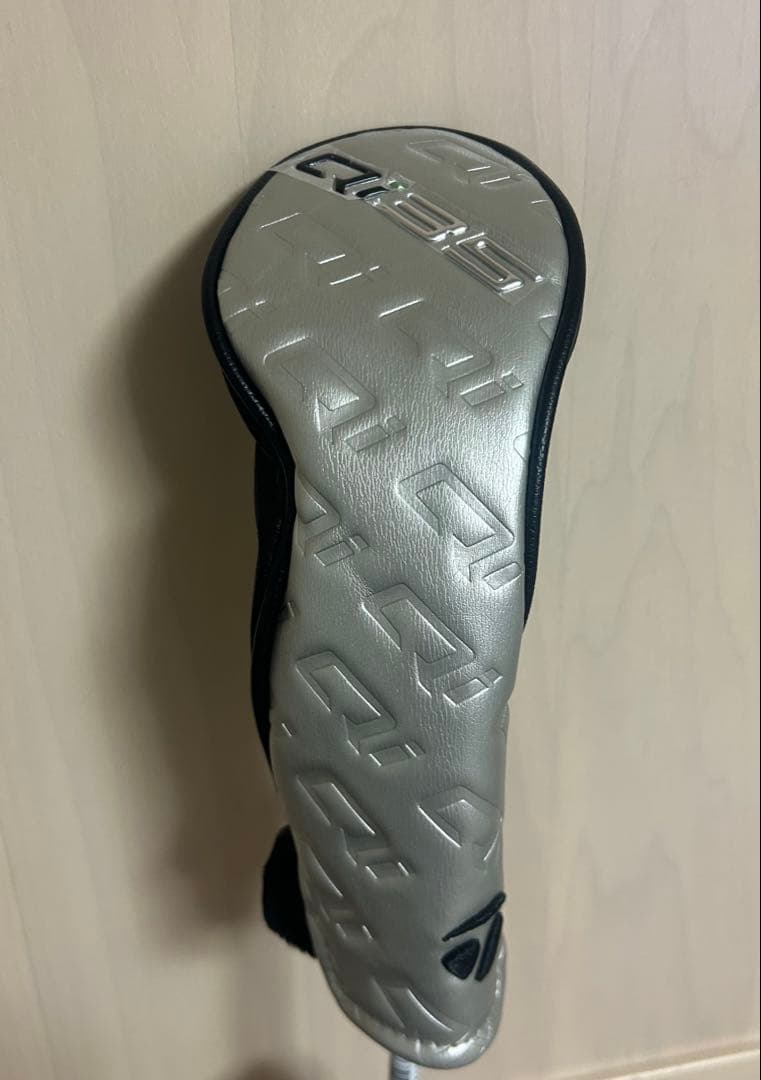 テーラーメイド　Qi35 レスキュー 4U22度　ディアマナシルバー TM70