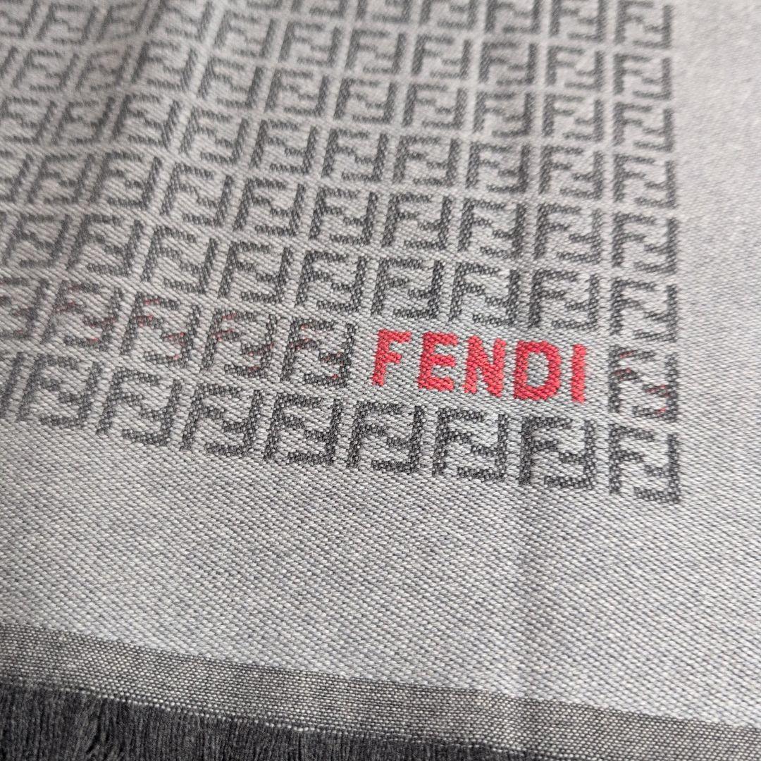 FENDI　マフラー