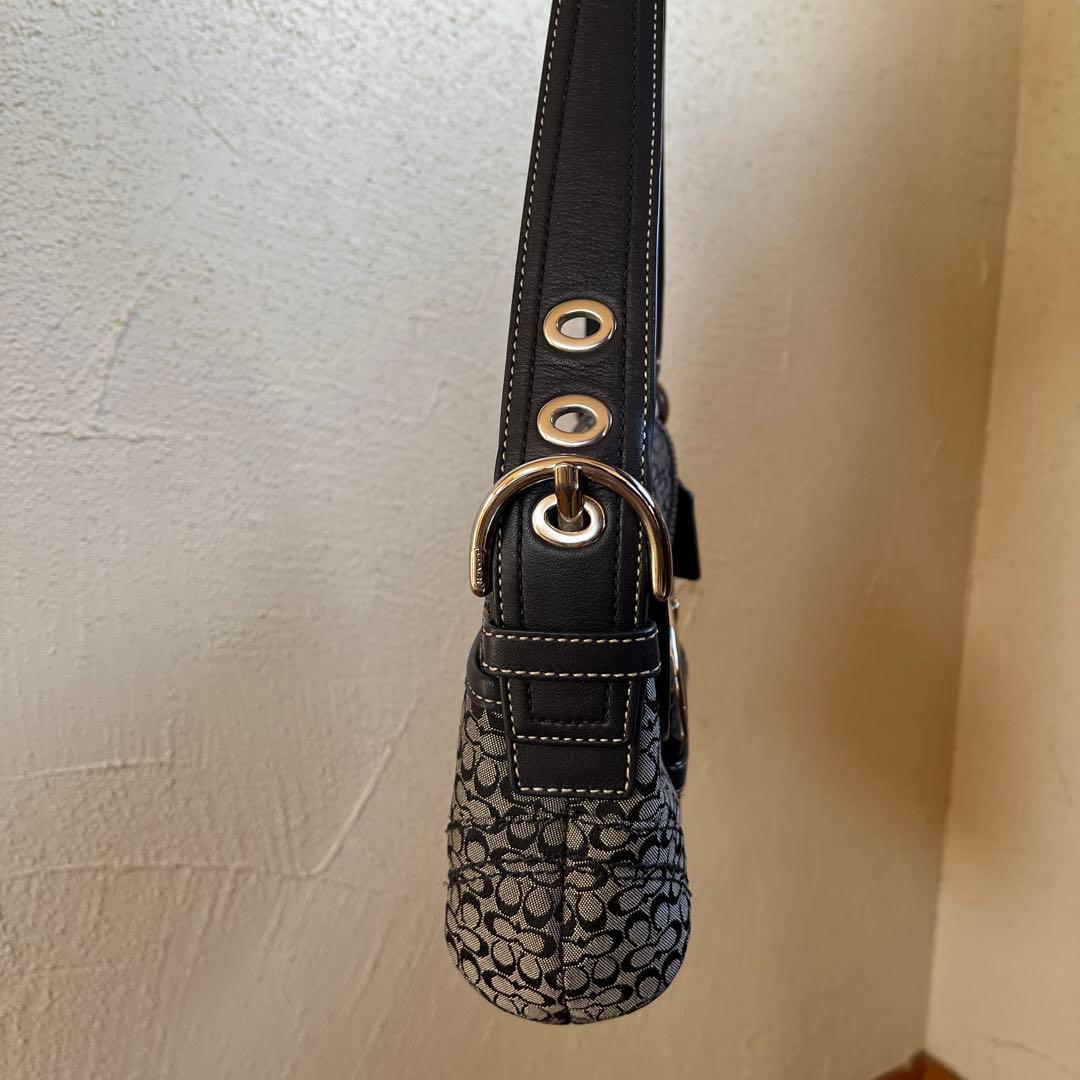 COACHソーホーシグネチャー　アクセサリーポーチ/ワンショルダーバッグ