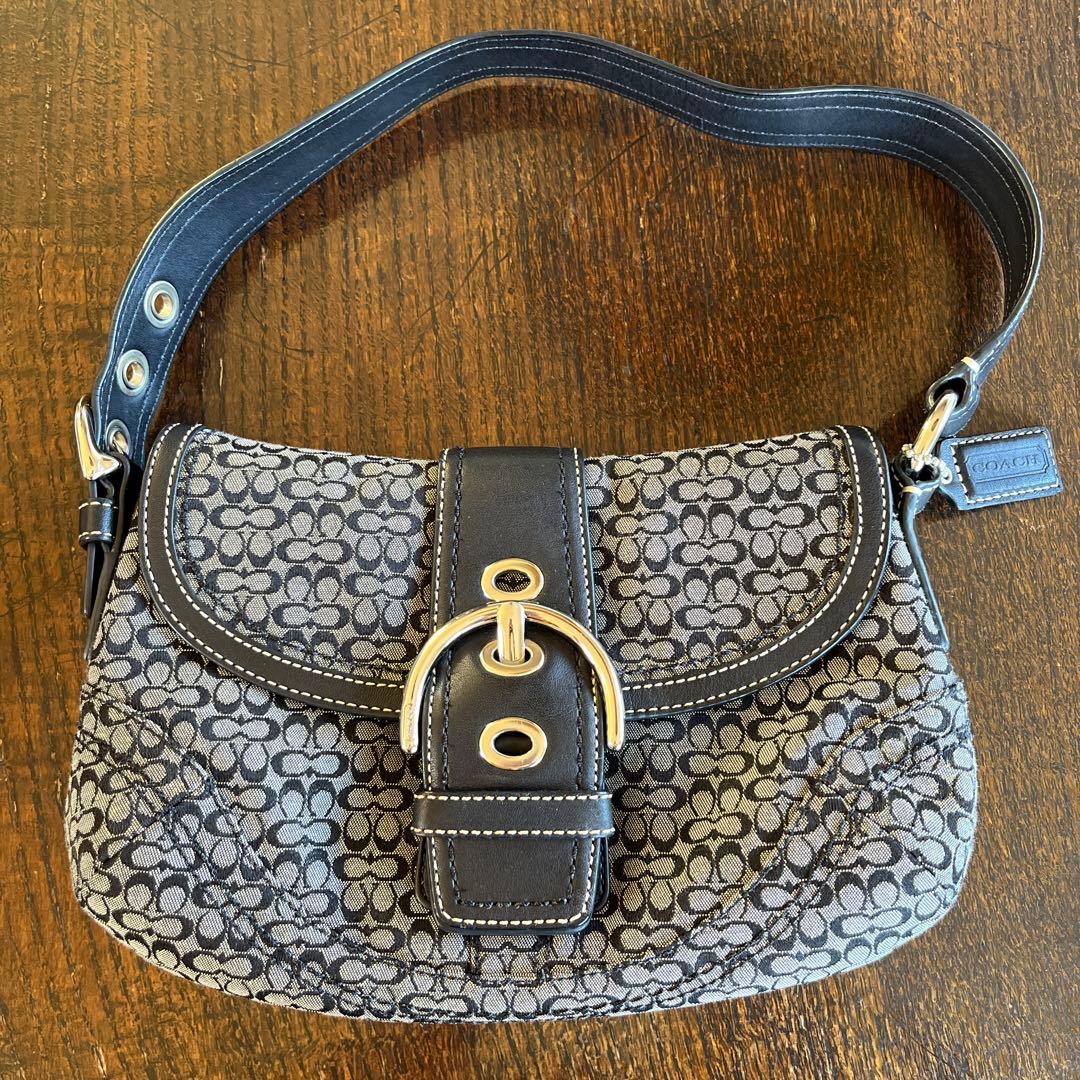 COACHソーホーシグネチャー　アクセサリーポーチ/ワンショルダーバッグ