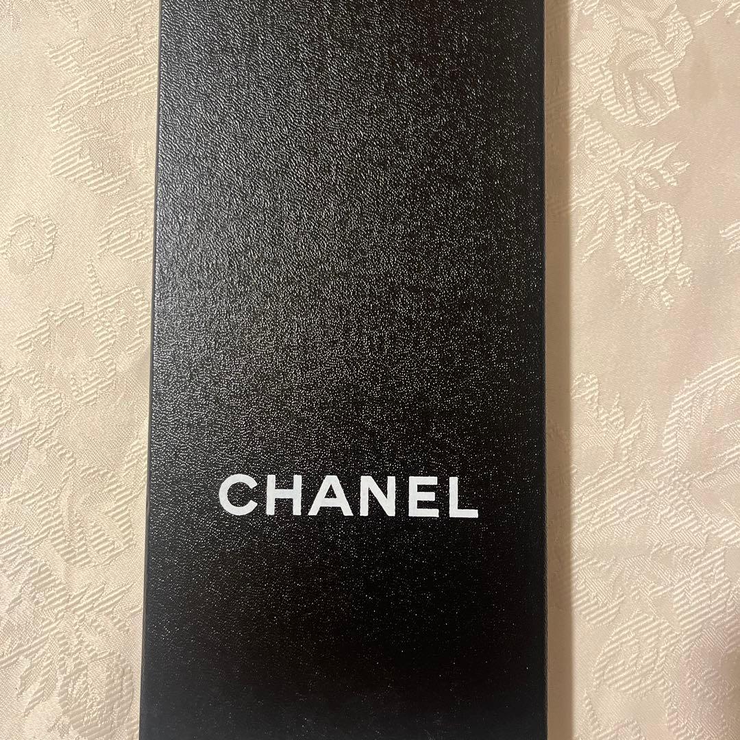CHANEL ネクタイ オリジナルボックス&リボン付き