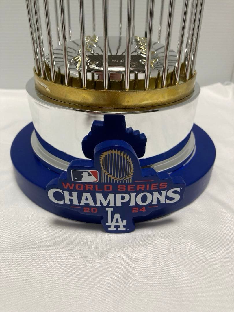 FOCOドジャース ワールドシリーズ チャンピオン トロフィー 2024 MLB