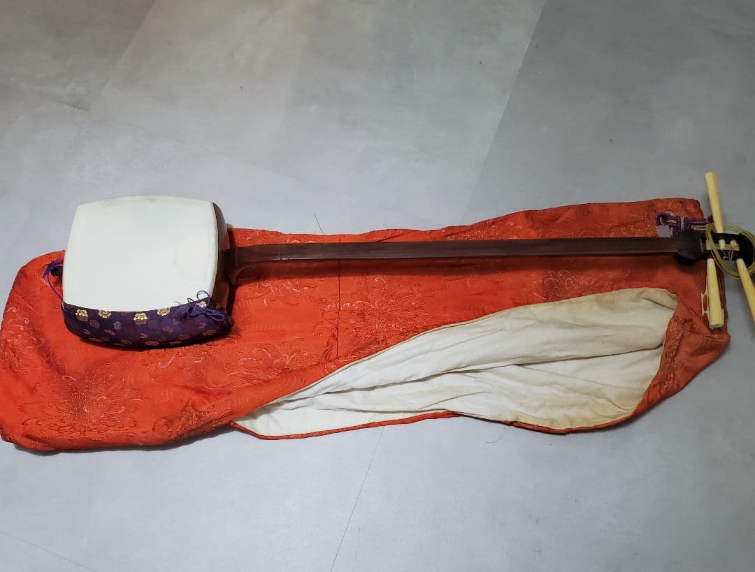 ▼高級長唄三味線▼細棹 短棹 紫檀 内寸胴 皮破れ＆弦切れ