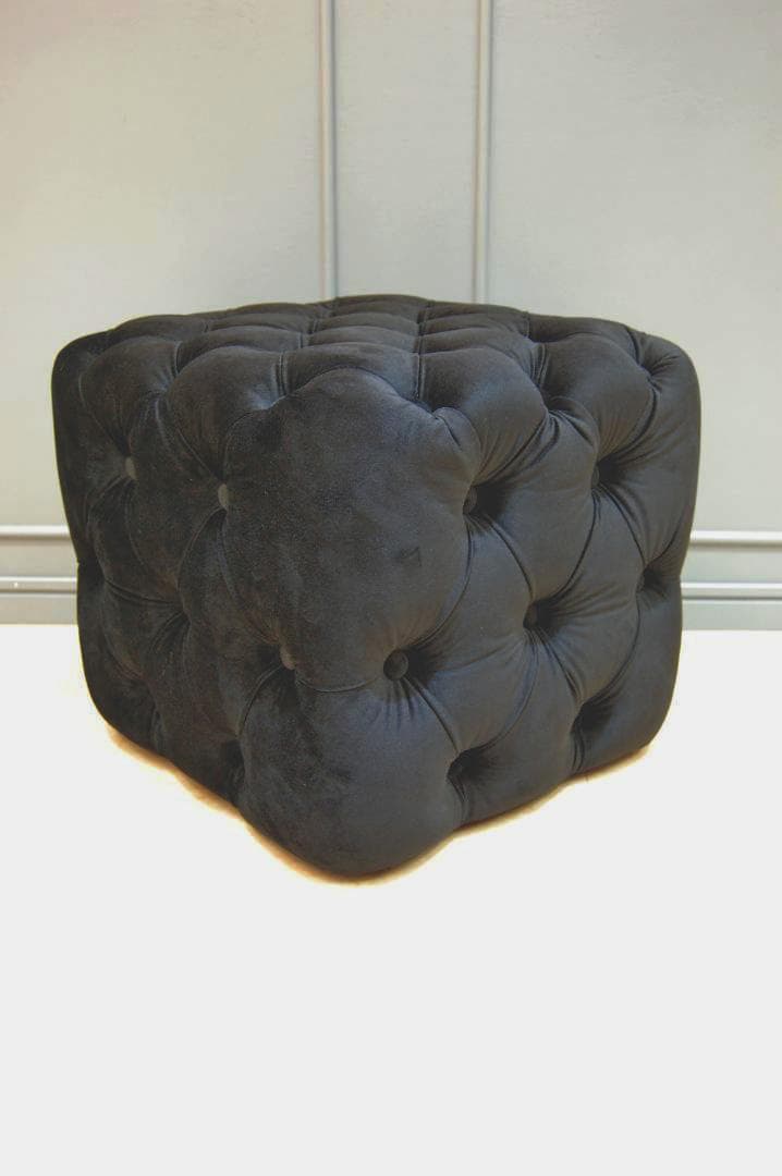 ボタン締めスツール チェスターフィールド モケット オットマン ブラック